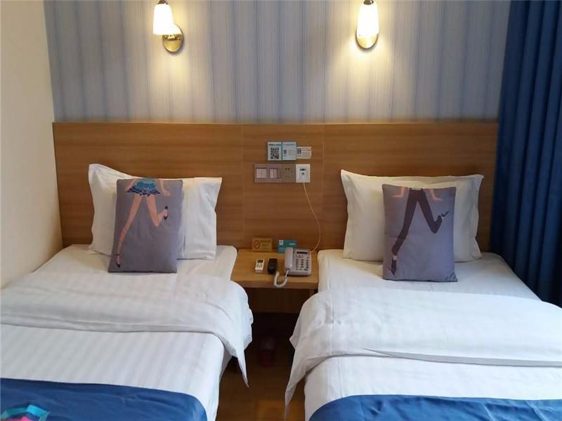 Pai Hotel Huiam Jinghenggu Plaza Jinhu  Екстериор снимка